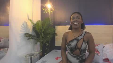 Snapshot of cocoaqueen_ chatting on July 2026 11:38:01 AM cocoaqueen_ online show from July 2026 11:38:01 AM