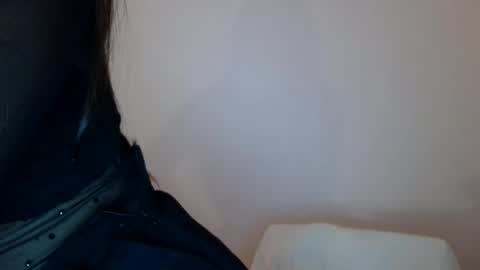 Snapshot of cocoberry1 chatting on November 2025 08:33:02 PM cocoberry1 online show from November 2025 08:33:02 PM