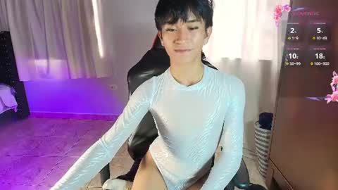 Snapshot of cococumps chatting on June 2026 02:39:01 PM COCO online show from June 2026 02:39:01 PM