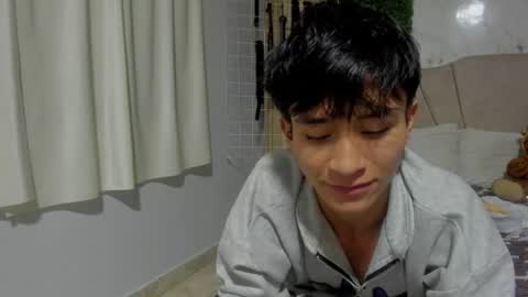 Snapshot of cococumps chatting on July 2026 02:40:01 AM COCO online show from July 2026 02:40:01 AM