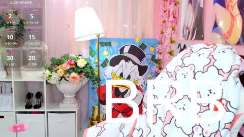 Mia online show from January 2025 12:12:02 AM