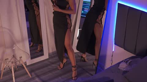 Coconutcatin online show from December 2024 08:32:01 PM