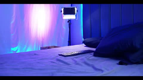 Coconutcatin online show from May 2026 01:57:16 AM