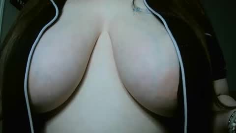 Snapshot of codieraye chatting on January 2025 02:22:01 PM TheGoddessCodie online show from January 2025 02:22:01 PM