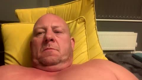 col4nows online show from October 2025 09:54:02 PM