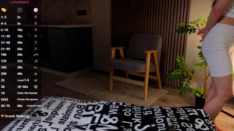 Carry online show from March 2026 12:38:02 PM