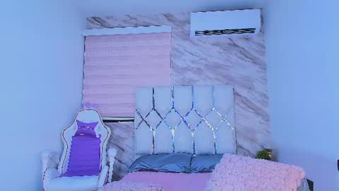 Snapshot of colett_hall chatting on July 2026 11:59:01 AM colett online show from July 2026 11:59:01 AM