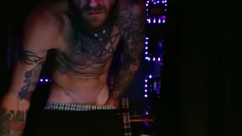 colevan2390 online show from February 2026 05:24:01 AM