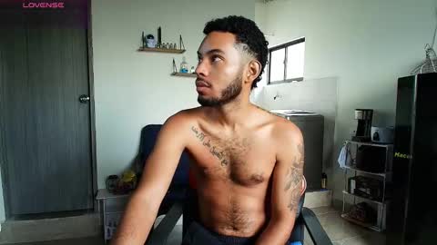 Snapshot of colinlatinbrown chatting on January 2026 12:31:02 PM IG online show from January 2026 12:31:02 PM