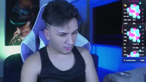 Snapshot of collage_hot25 chatting on October 2025 03:59:02 AM javier online show from October 2025 03:59:02 AM