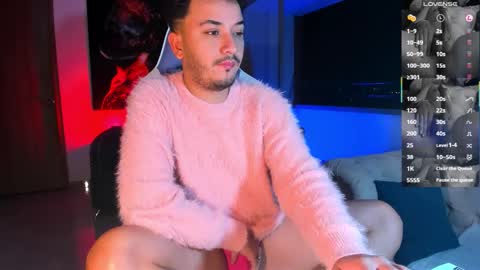 Snapshot of collage_hot25 chatting on November 2025 04:00:01 AM javier online show from November 2025 04:00:01 AM