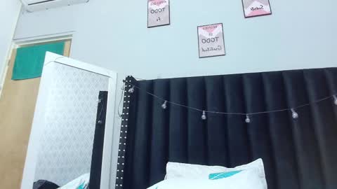  GRETCHEN  online show from February 2025 12:11:02 PM