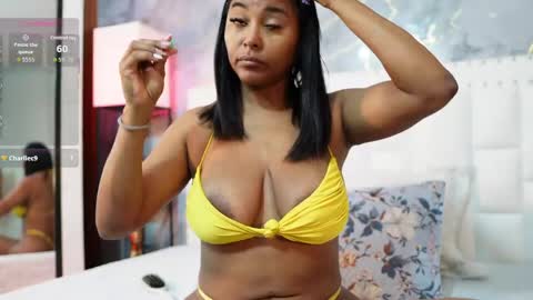 Snapshot of colombia_mommy_ chatting on May 2026 12:23:02 PM GRETCHEN online show from May 2026 12:23:02 PM