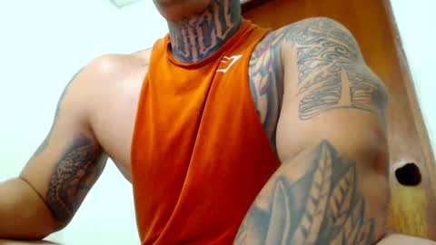 Snapshot of colombian_monster_cock chatting on January 2025 10:12:02 PM camilo online show from January 2025 10:12:02 PM