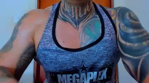 Snapshot of colombian_monster_cock chatting on October 2025 08:07:01 PM camilo online show from October 2025 08:07:01 PM
