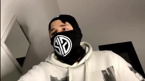 colombianboy20cm online show from March 2026 01:18:02 PM