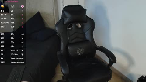 Snapshot of colombianmuscle8 chatting on September 2025 10:20:01 PM colombianmuscle8 online show from September 2025 10:20:01 PM