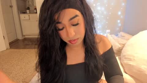 Snapshot of colombiantexas chatting on May 2026 08:10:02 AM ........ Instagram Lorysexys online show from May 2026 08:10:02 AM