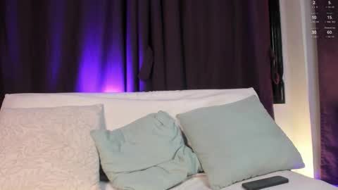 colstorw_ online show from December 2025 10:20:02 AM