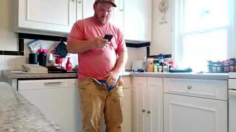 Snapshot of comegetmeinthemorning chatting on March 2026 07:14:01 PM comegetmeinthemorning online show from March 2026 07:14:01 PM