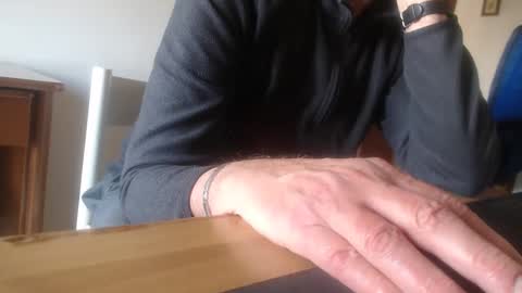 comemivuoi2 online show from April 2026 03:42:02 PM