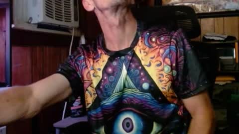 Nelson or ComicKing and sometime Peachy143 online show from October 2025 01:06:01 AM