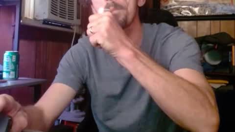 Nelson or ComicKing and sometime Peachy143 online show from February 2026 10:32:02 PM