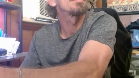 Snapshot of comic_king27 chatting on March 2026 07:40:01 PM Nelson or ComicKing and sometime Peachy143 online show from March 2026 07:40:01 PM