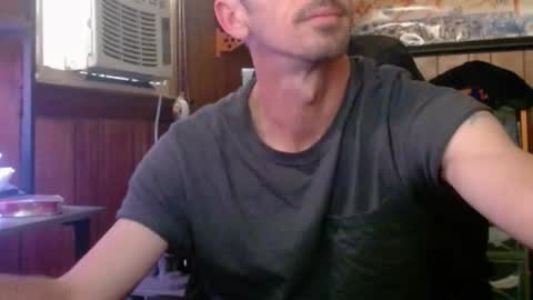 Snapshot of comic_king27 chatting on April 2026 01:19:01 PM Nelson or ComicKing and sometime Peachy143 online show from April 2026 01:19:01 PM