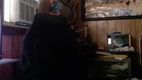 Snapshot of comic_king27 chatting on April 2026 11:18:02 PM Nelson or ComicKing and sometime Peachy143 online show from April 2026 11:18:02 PM