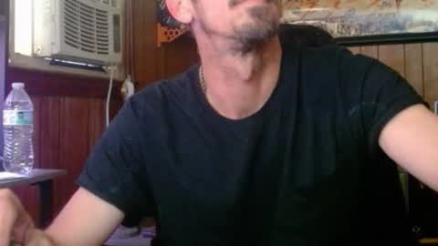 Snapshot of comic_king27 chatting on May 2026 01:39:01 PM Nelson or ComicKing and sometime Peachy143 online show from May 2026 01:39:01 PM