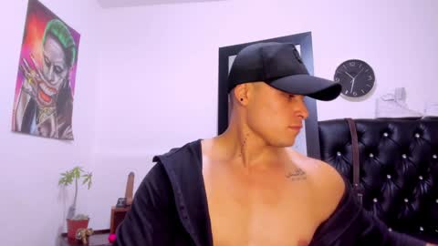 Connor Smith online show from January 2025 03:32:02 PM