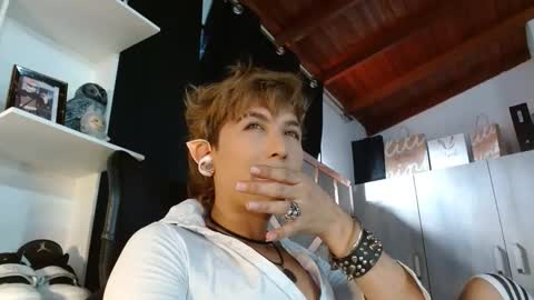 conny_bens online show from October 2025 09:36:01 PM