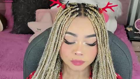 Conny online show from December 2025 01:27:01 PM