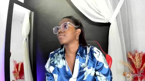 Nilo Solem online show from February 2026 02:22:01 AM