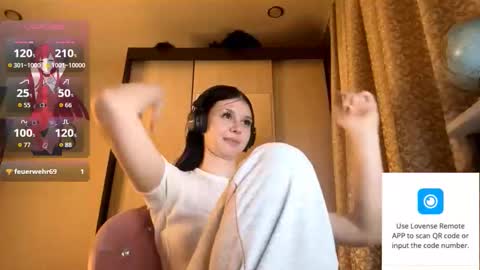 Isabella online show from November 2025 06:09:02 PM