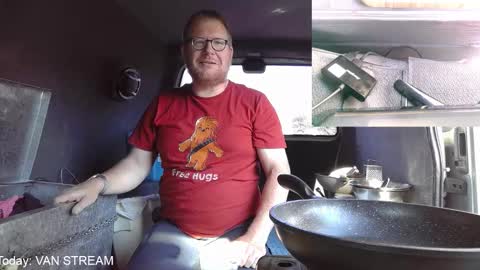 Snapshot of cookieliquor chatting on January 2025 10:23:01 PM Cookie - I do cooking streams occasionally. Next stream  online show from January 2025 10:23:01 PM