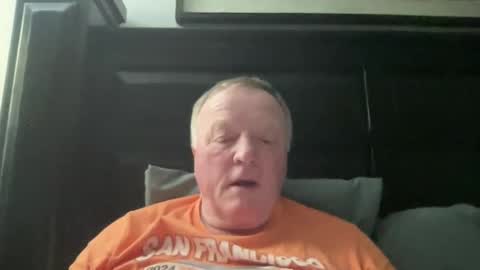 Snapshot of cookoosnest chatting on December 2024 05:04:02 AM cookoosnest online show from December 2024 05:04:02 AM