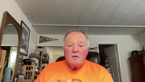 Snapshot of cookoosnest chatting on February 2025 02:08:02 AM cookoosnest online show from February 2025 02:08:02 AM