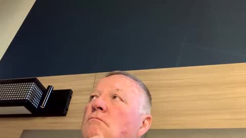 Snapshot of cookoosnest chatting on February 2025 04:35:01 PM cookoosnest online show from February 2025 04:35:01 PM