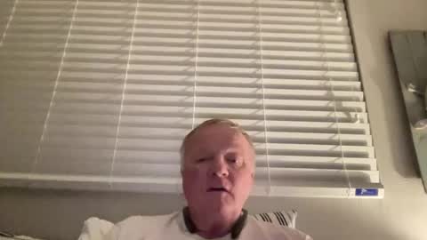 Snapshot of cookoosnest chatting on March 2025 05:52:02 AM cookoosnest online show from March 2025 05:52:02 AM