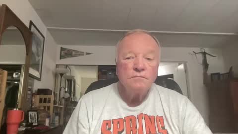 Snapshot of cookoosnest chatting on September 2025 03:24:01 PM cookoosnest online show from September 2025 03:24:01 PM