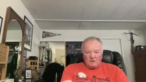 Snapshot of cookoosnest chatting on November 2025 04:00:01 AM cookoosnest online show from November 2025 04:00:01 AM