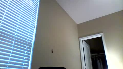 Snapshot of cooldude122222 chatting on December 2024 04:44:02 PM cooldude122222 online show from December 2024 04:44:02 PM