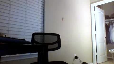 Snapshot of cooldude122222 chatting on December 2024 12:49:01 PM cooldude122222 online show from December 2024 12:49:01 PM