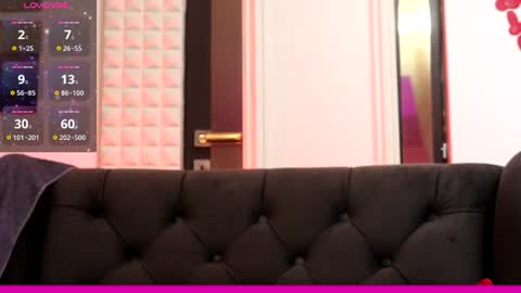 Snapshot of coolteacher chatting on July 2026 10:10:01 AM Ginger The Cringer online show from July 2026 10:10:01 AM