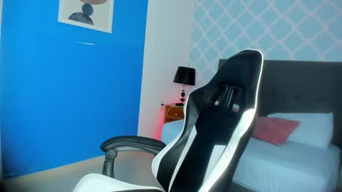  CORA  online show from September 2025 12:28:02 PM