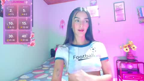 Coral online show from November 2025 02:22:01 AM