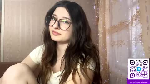 Elisheva online show from April 2026 12:07:01 PM