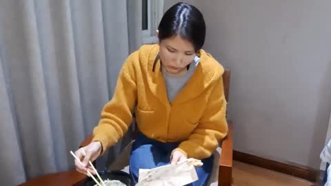 Sara  online show from January 2026 10:42:02 AM